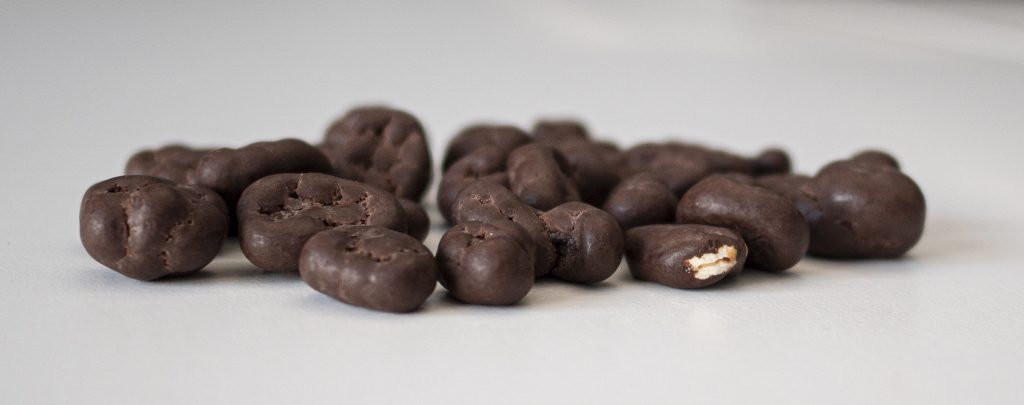 Private label chocolate coated almonds
